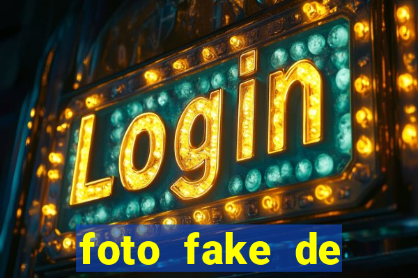 foto fake de menina cacheada